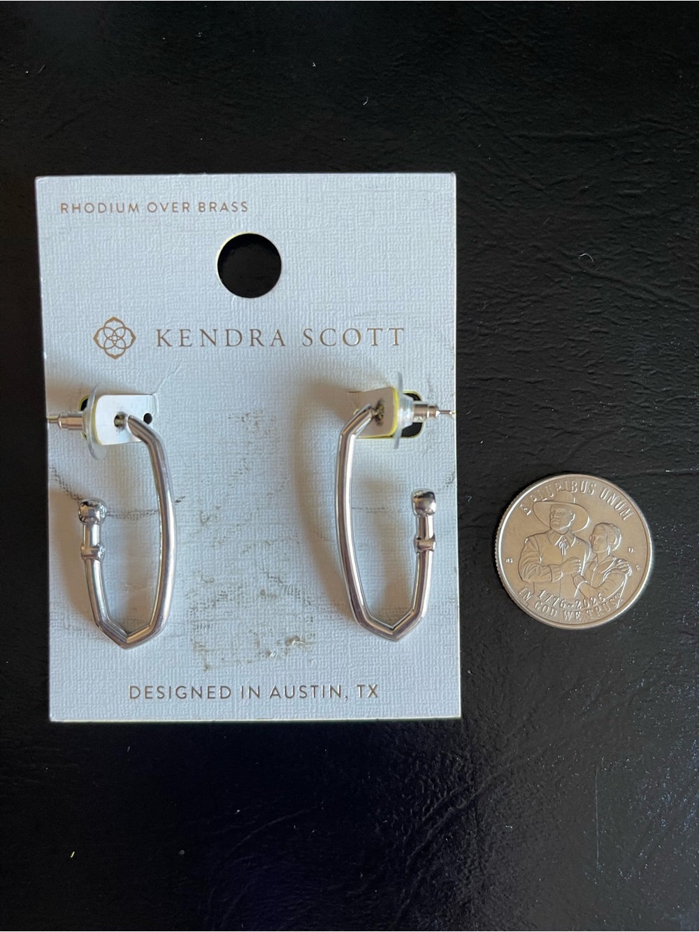 Kendra Scott Silver Geometric Open Hoop Earrings. - Picture 3 of 8